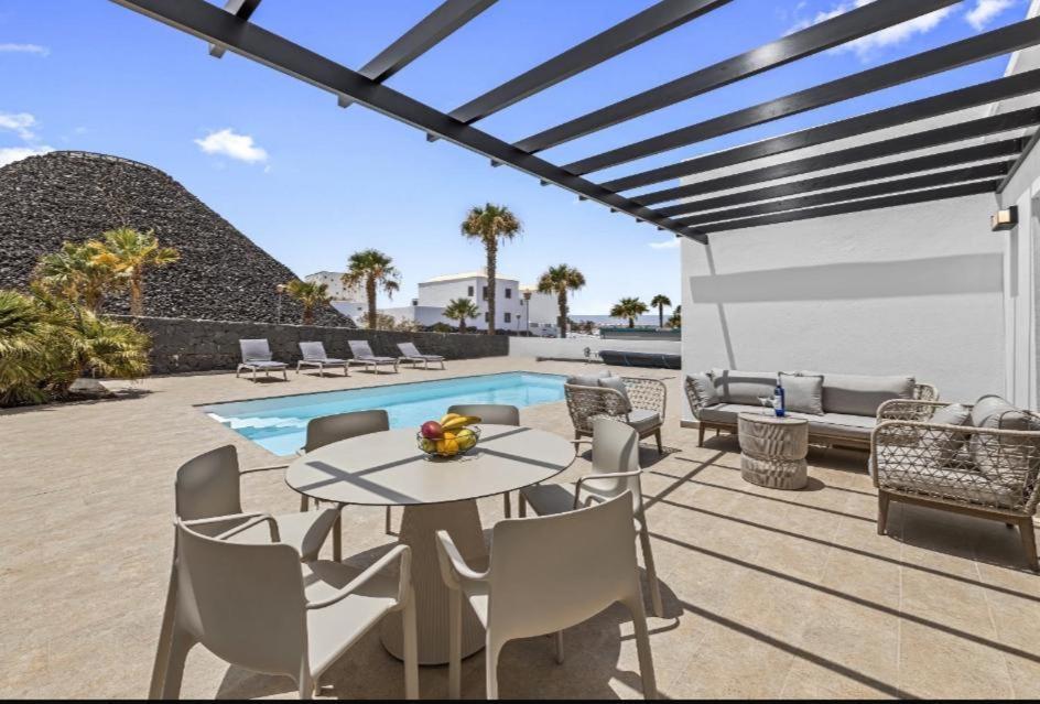 Lanzarote Villas Marina Volcan Playa Blanca  Exterior photo